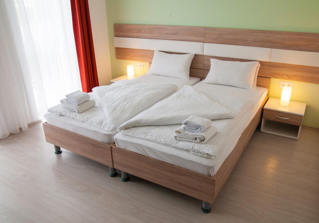 Hotel Pallone Balatonfüred Habitación foto